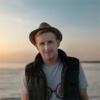 Artem Vlasov